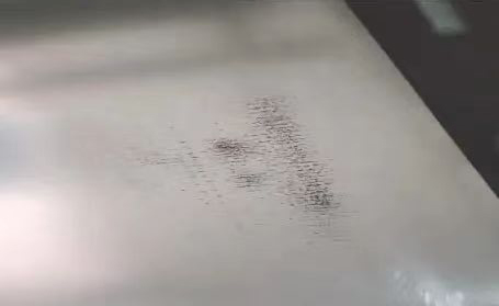 彩涂板不當運輸導致板面黑斑